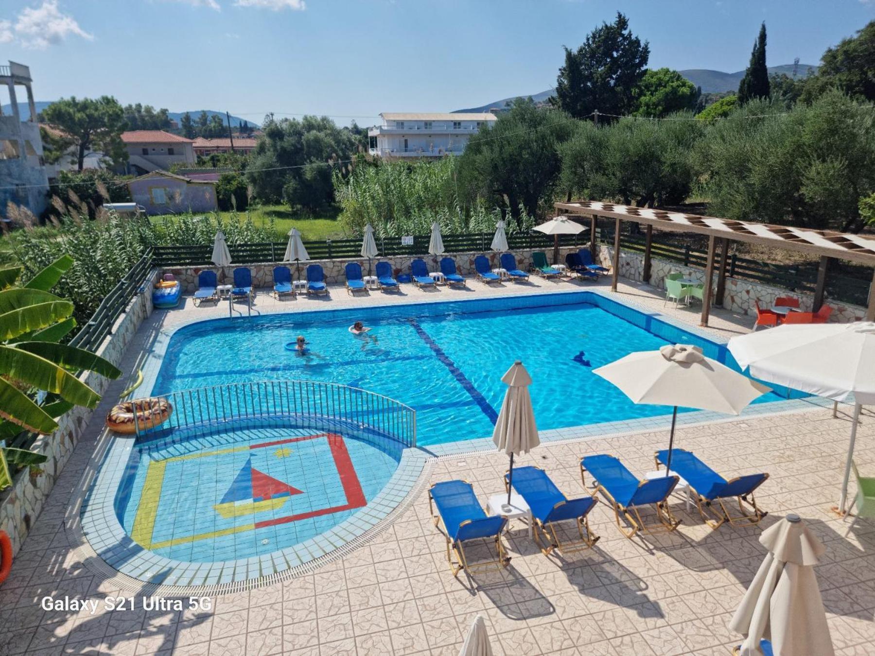 Alex Hotel apartamentowy *