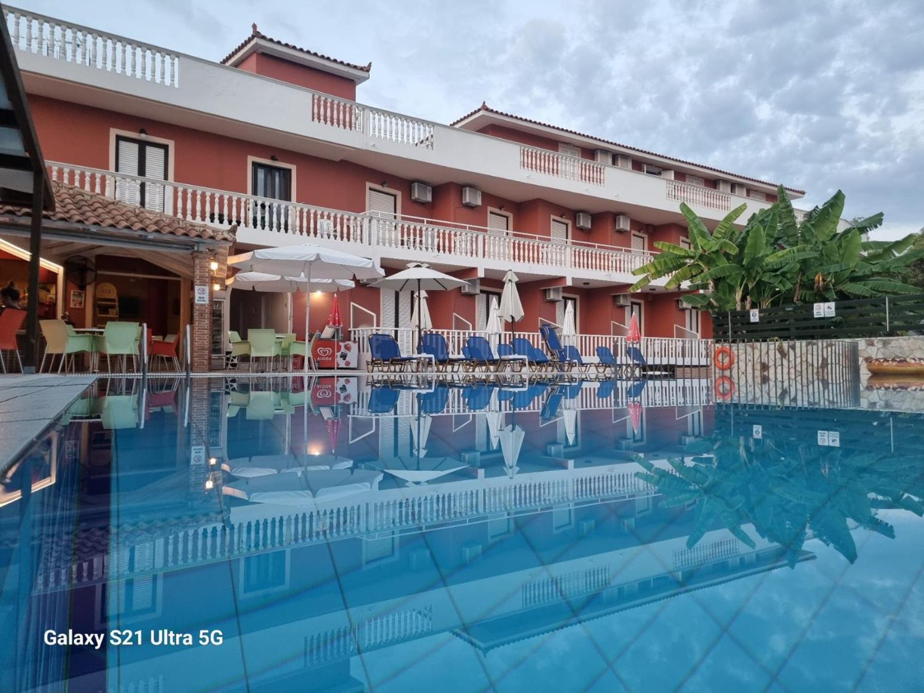 Alex Hotel apartamentowy *