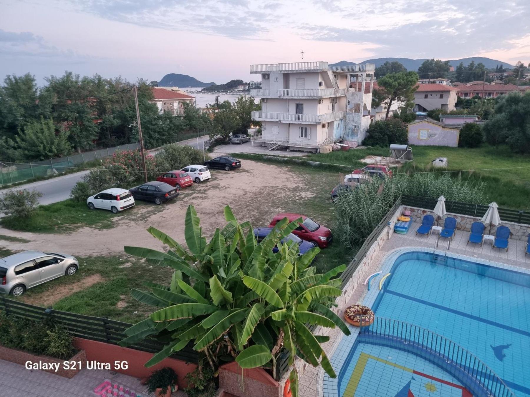 Hotel apartamentowy Alex