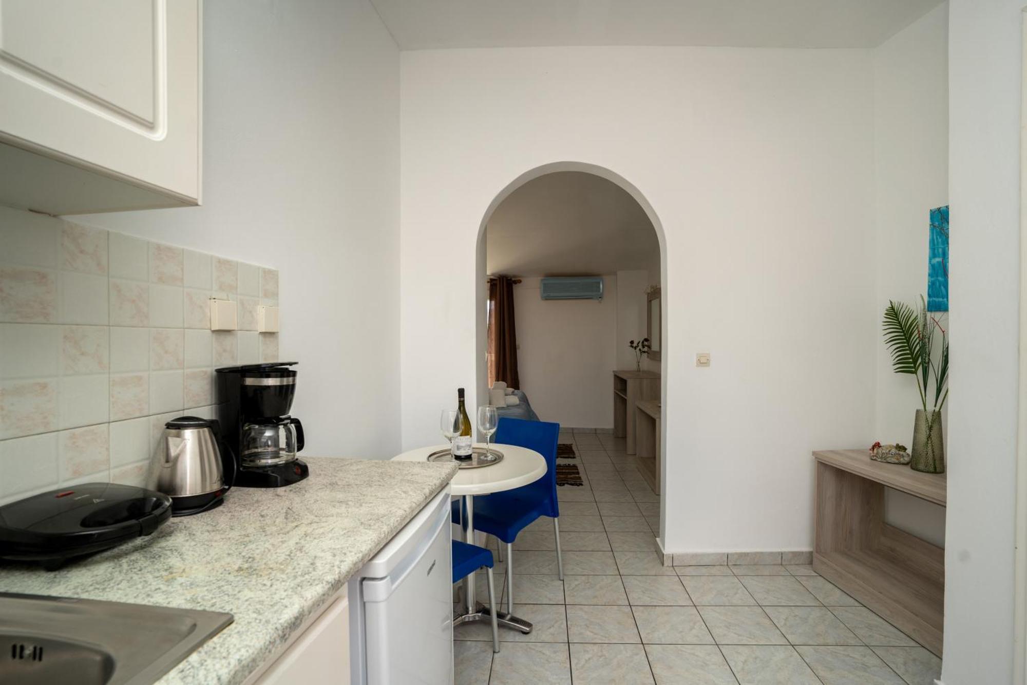 Alex Aparthotel Laganas